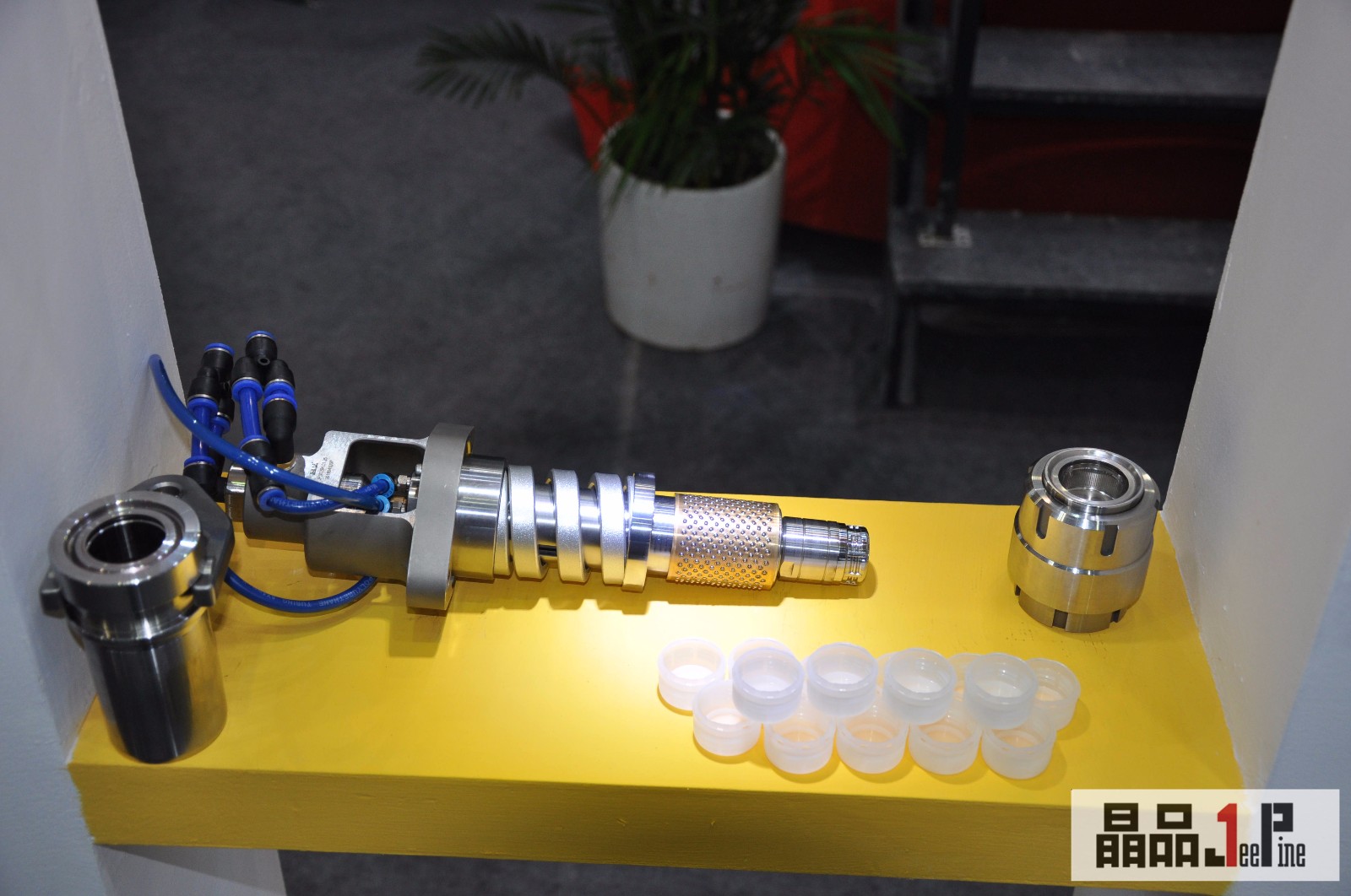 compression mould .jpg